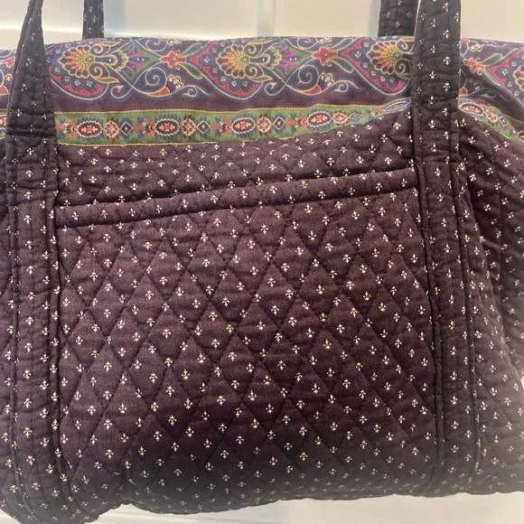 Vera Bradley Purple Travel Bag Quilted Design - Picture 6 of 13